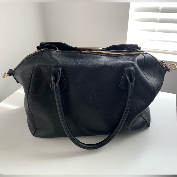 Large Aldo Handbag - Picture 3 of 9